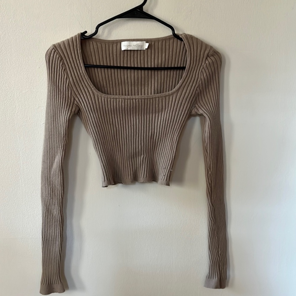 Grey Bandit Square Neck, long sleeve, knit cropped top